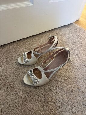 Pnina Tornai Amor, white bridal shoe